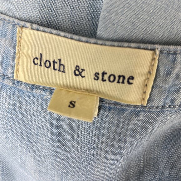 Cloth & Stone Womens Blouse Small Blue Chambray Pull Over Long Sleeves Pockets - Picture 10 of 11